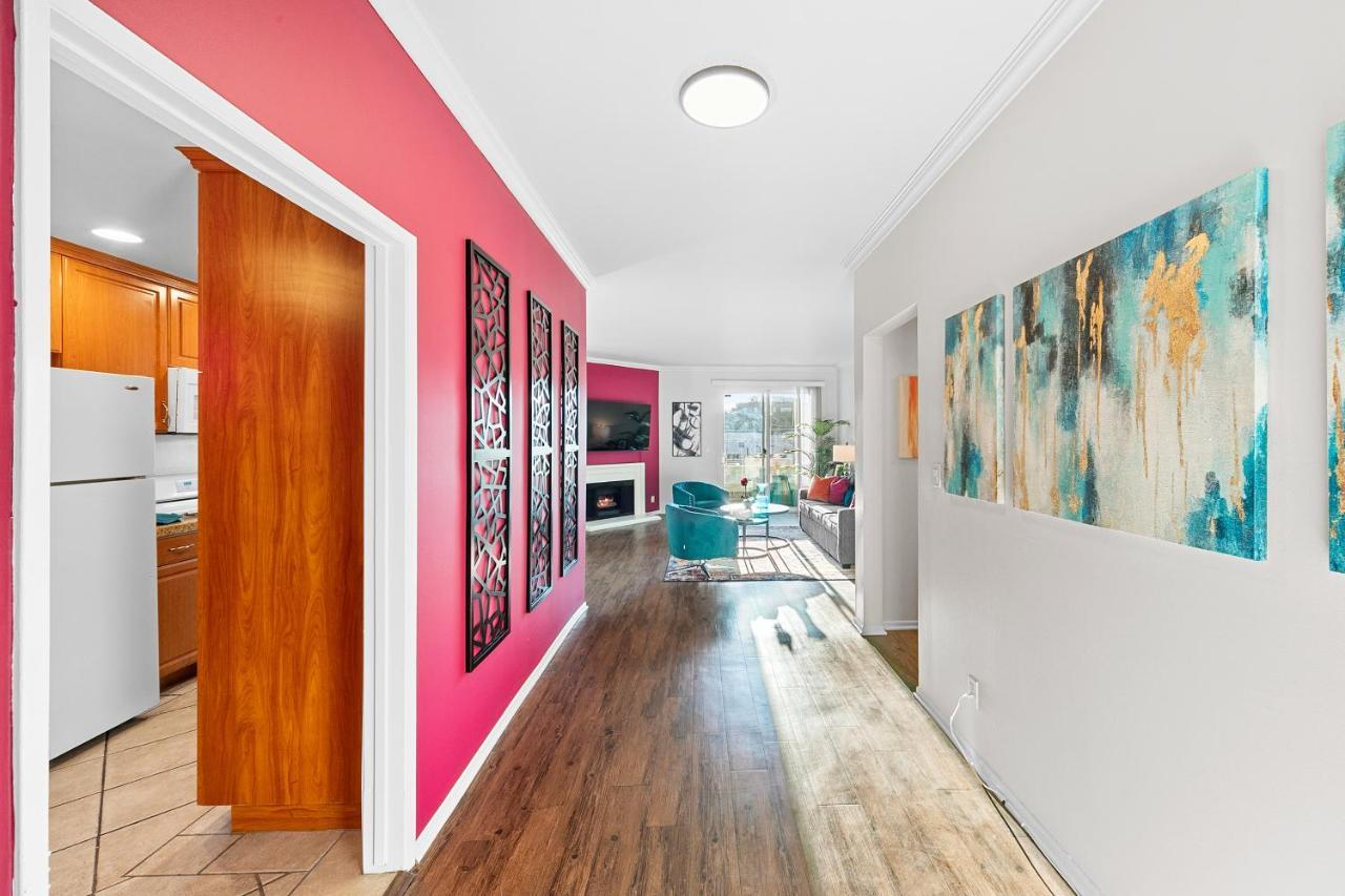 Beverly Hills Chic 2 Bed 2Bath With Patio And Parking 309 Los Angeles Luaran gambar