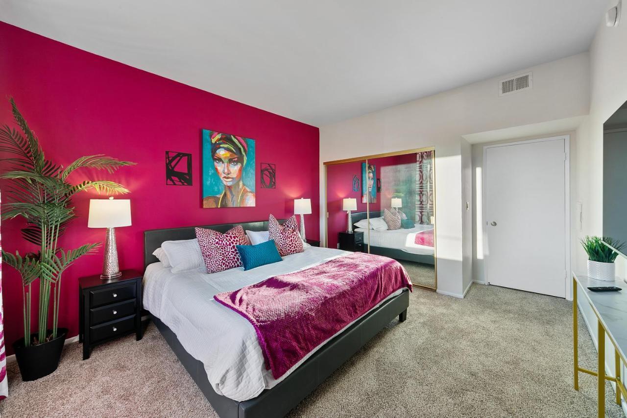 Beverly Hills Chic 2 Bed 2Bath With Patio And Parking 309 Los Angeles Luaran gambar
