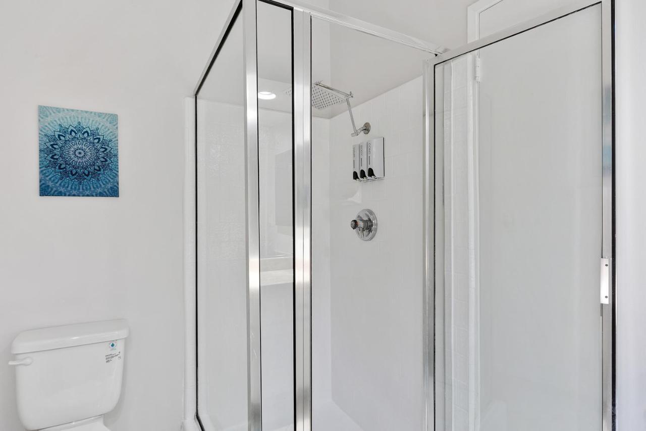Beverly Hills Chic 2 Bed 2Bath With Patio And Parking 309 Los Angeles Luaran gambar